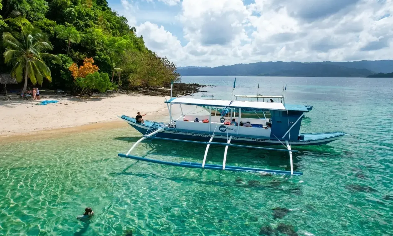 Tour Z Palawan marine operations on the water